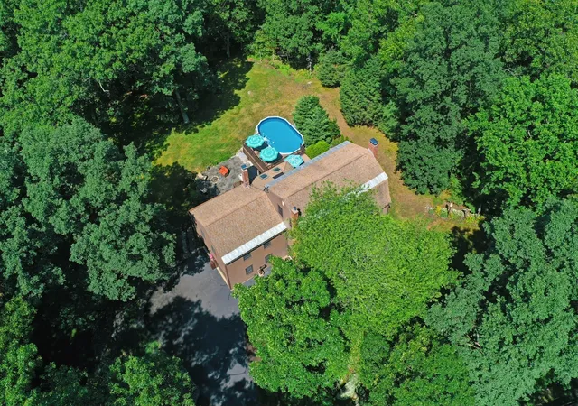 Photo 2 of Single family home for sale at 245 Albee Rd, Uxbridge, MA 01569 | MLS# 73575472 | Listing updated on 2026-09-14