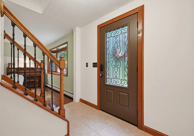 Photo 3 of Single family home for sale at 245 Albee Rd, Uxbridge, MA 01569 | MLS# 73575472 | Listing updated on 2026-09-14