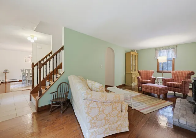 Photo 3 of Single family home for sale at 245 Albee Rd, Uxbridge, MA 01569 | MLS# 73575472 | Listing updated on 2026-09-14