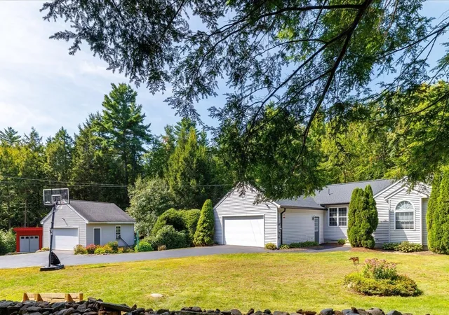 Photo 2 of Single family home for sale at 35 Northern Hts Dr, Winchendon, MA 01475 | MLS# 73580203 | Listing updated on 2026-10-05