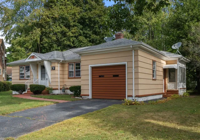 Photo 2 of Single family home for sale at 78 Mower St, Worcester, MA 01602 | MLS# 73575856 | Listing updated on 2026-09-15
