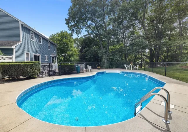 Photo 2 of Single family home for sale at 4 Blueberry Ln, Norfolk, MA 02056 | MLS# 73575876 | Listing updated on 2026-09-15