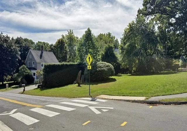 Photo 2 of Single family home for sale at 26 Nonotuck St, Northampton, MA 01062 | MLS# 73572153 | Listing updated on 2026-10-13