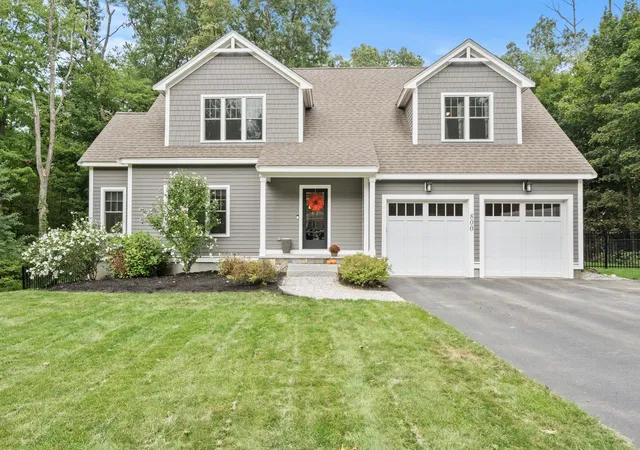 Photo 1 of Sale Pending at 800 Johnson St, North Andover, MA 01845 | MLS# 73575223 | Listing updated on 2026-09-14