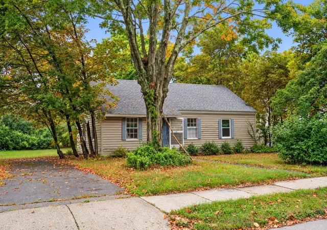 Photo 2 of Sale Pending at 64 Bontempo Rd, Newton Center, MA 02459 | MLS# 73574240 | Listing updated on 2026-09-23