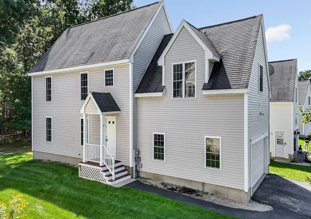 Photo 1 of Sale Pending at 118 Barbara Ln #118, Hudson, NH 03051 | MLS# 73582189 | Listing updated on 2026-10-14