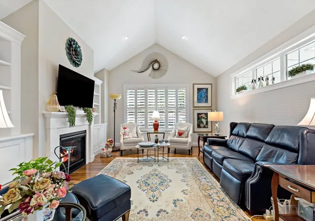 Photo 3 of Condo for sale at 35 Mariners Way #35, Plymouth, MA 02360 | MLS# 73571547 | Listing updated on 2026-09-19