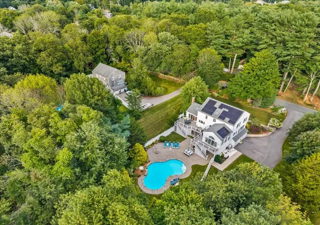 Photo 3 of Single family home for sale at 268 Water St, Pembroke, MA 02359 | MLS# 73572398 | Listing updated on 2026-09-16