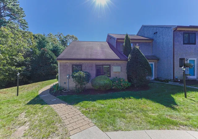 Photo 2 of Condo for sale at 65 Roundhouse Rd #65, Buzzards Bay, MA 02532 | MLS# 73589127 | Listing updated on 2026-10-13