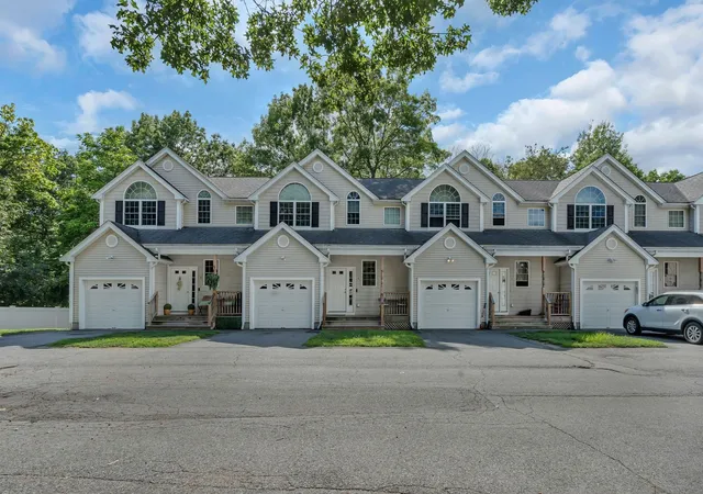 Photo 3 of Condo for sale at 30 Water St #6, Attleboro, MA 02703 | MLS# 73571201 | Listing updated on 2026-09-16
