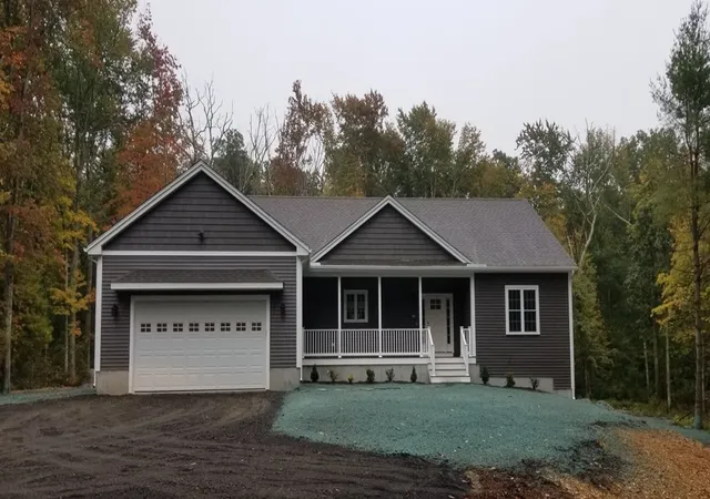 Photo 2 of Single family home for sale at 14 Kettle Hl Rd, Uxbridge, MA 01569 | MLS# 73585933 | Listing updated on 2026-10-06
