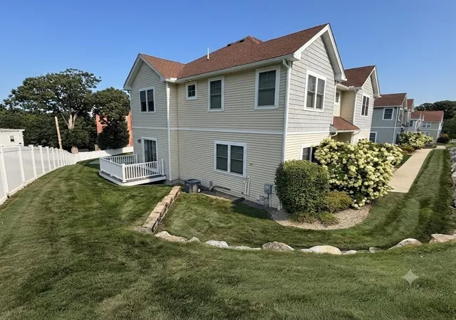Photo 3 of Condo for sale at 58 Oak St #58, Clinton, MA 01510 | MLS# 73572178 | Listing updated on 2026-09-08