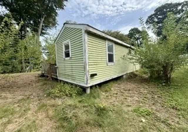 Photo 3 of Sale Pending at 42 Whittier Rd, Marlborough, MA 01752 | MLS# 73574254 | Listing updated on 2026-10-01