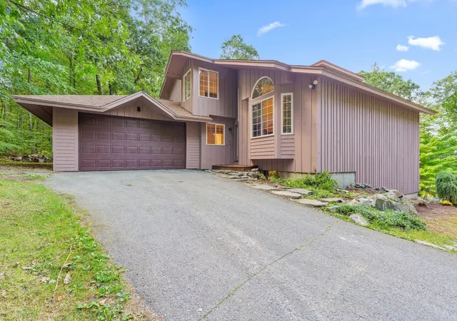 Photo 2 of Sale Pending at 170 Old Bolton Rd, Stow, MA 01775 | MLS# 73574993 | Listing updated on 2026-09-29