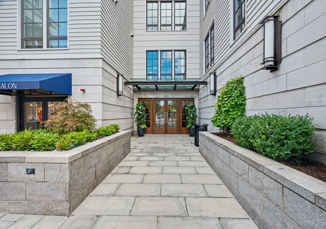 Photo 1 of Sale Pending at 580 Washington St #406, Wellesley, MA 02482 | MLS# 73582563 | Listing updated on 2026-10-05