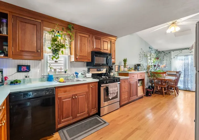 Photo 3 of Single family home for sale at 18 Hl View Rd, Braintree, MA 02184 | MLS# 73579427 | Listing updated on 2026-10-16