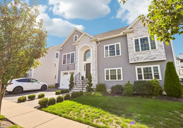 Photo 3 of Single family home for sale at 259 Oakwood Ave, Revere, MA 02151 | MLS# 73586939 | Listing updated on 2026-10-13
