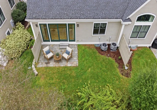 Photo 3 of Condo for sale at 38 Green Meadow Dr #38, Reading, MA 01867 | MLS# 73584350 | Listing updated on 2026-10-07