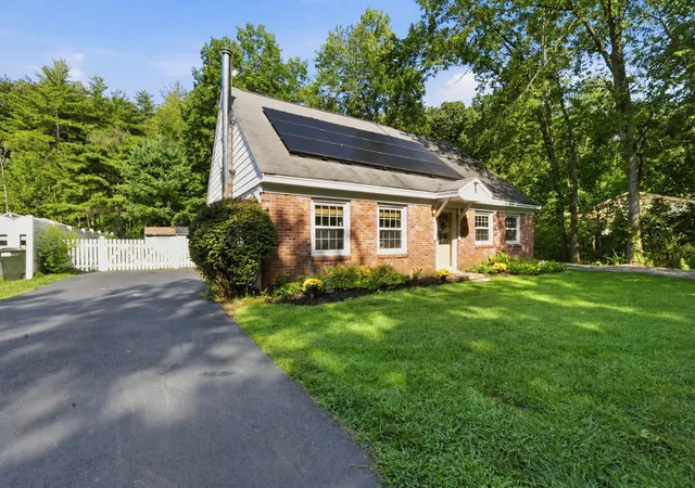 Photo 3 of Sale Pending at 137 Parker Rd, Lancaster, MA 01523 | MLS# 73570394 | Listing updated on 2026-09-30
