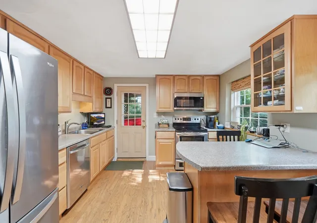 Photo 4 of Sale Pending at 137 Parker Rd, Lancaster, MA 01523 | MLS# 73570394 | Listing updated on 2026-09-30