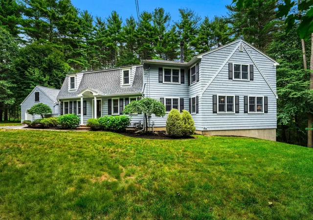 Photo 2 of Single family home for sale at 132 Cold Spring Rd, Westford, MA 01886 | MLS# 73575295 | Listing updated on 2026-09-18
