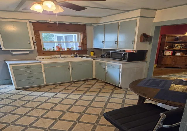 Listing Photo 4 - Condo for sale in building located at 25-27 Brooks St, Maynard, MA 01754