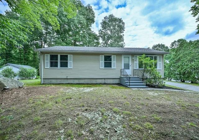 Photo 1 of Single family home for sale at 124 Sutton Rd, Webster, MA 01570 | MLS# 73572113 | Listing updated on 2026-09-13
