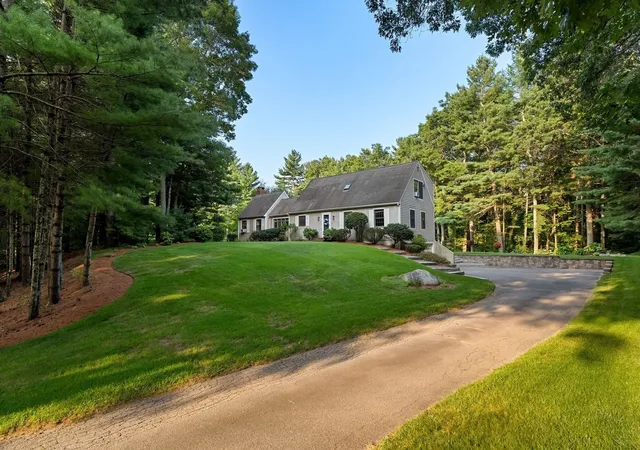 Photo 1 of Sale Pending at 28 Lady Slipper Cir, Pembroke, MA 02359 | MLS# 73573158 | Listing updated on 2026-09-29