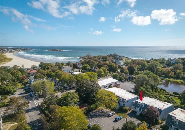 Listing Photo 2 - Condo for sale in building located at 19 Atlantic Rd, Gloucester, MA 01930 - Unit #12T