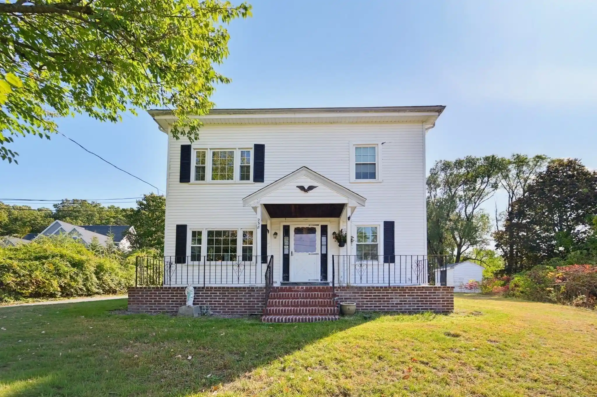 Listing Photo 1 - Condo for sale in 258 Washington St located at 258 Washington St, Peabody, MA 01832 - Unit 258 Washington St