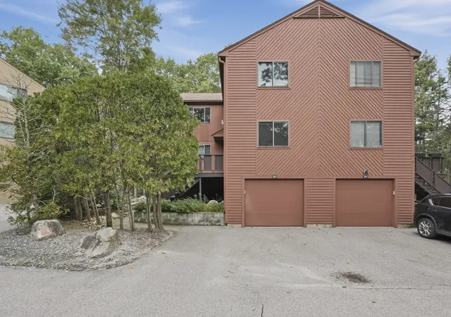 Photo 2 of Sale Pending at 203 Leland Farm Rd #203, Ashland, MA 01721 | MLS# 73584497 | Listing updated on 2026-10-14