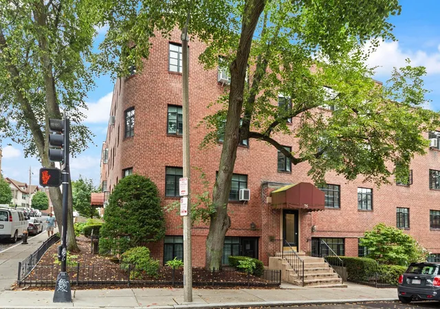 Listing Photo 2 - Condo for sale in building located at 75 Strathmore Rd, Boston, MA 02135 - Unit #6A