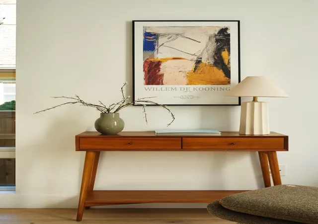 Photo 3 of Sale Pending at 212 Garden St #212, Cambridge, MA 02138 | MLS# 73578574 | Listing updated on 2026-10-12