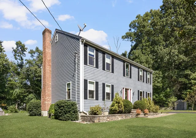 Photo 3 of Sale Pending at 7 Eagle Rock Dr, Millville, MA 01529 | MLS# 73572686 | Listing updated on 2026-09-29