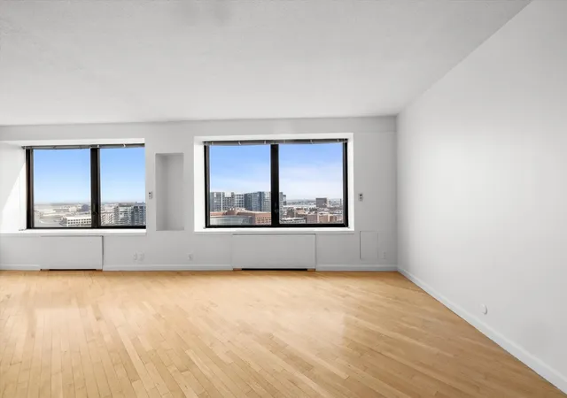 Photo 2 of Sale Pending at 85 E India Row #23D, Boston, MA 02110 | MLS# 73572813 | Listing updated on 2026-09-23