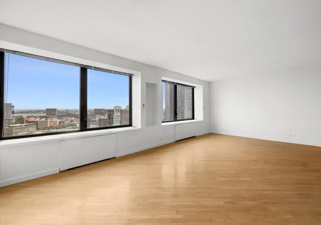 Photo 3 of Sale Pending at 85 E India Row #23D, Boston, MA 02110 | MLS# 73572813 | Listing updated on 2026-09-23