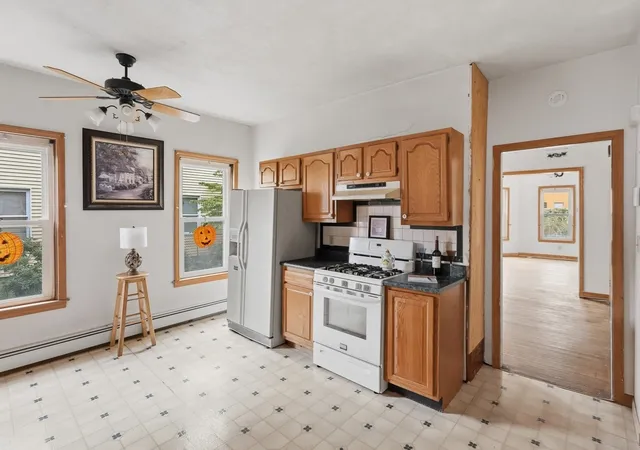 Photo 3 of Sale Pending at 7 Preston St, Worcester, MA 01610 | MLS# 73583966 | Listing updated on 2026-10-16
