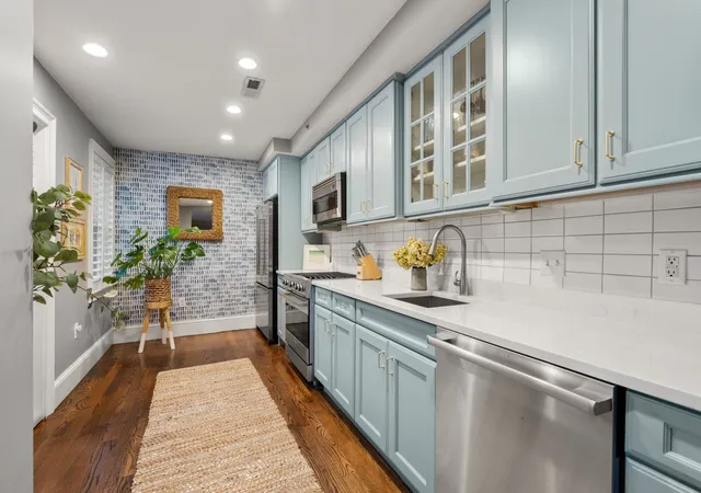 Photo 1 of Sale Pending at 209 W Springfield St #1, Boston, MA 02118 | MLS# 73578982 | Listing updated on 2026-10-14