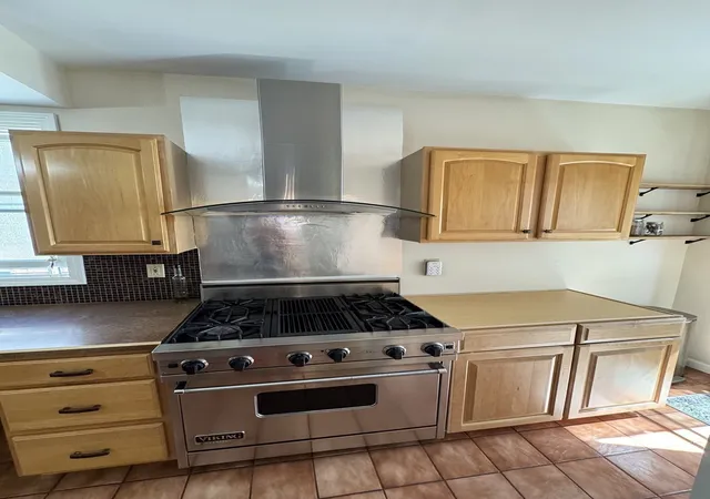 Photo 3 of Single family home for sale at 11 Austin St, Milton, MA 02186 | MLS# 73582555 | Listing updated on 2026-10-16