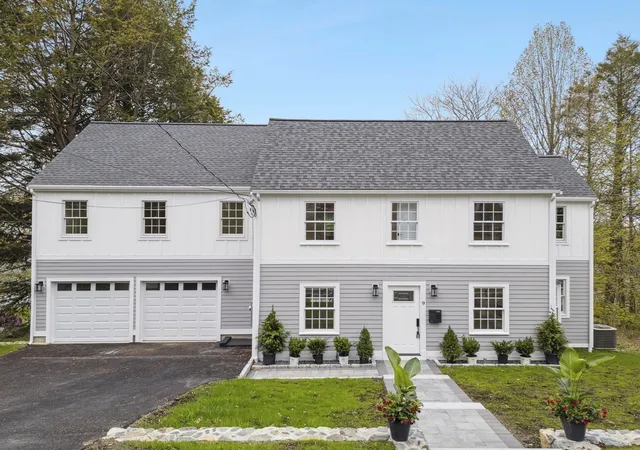 Photo 2 of Single family home for sale at 9 Richard Rd, Lexington, MA 02421 | MLS# 73587082 | Listing updated on 2026-10-10