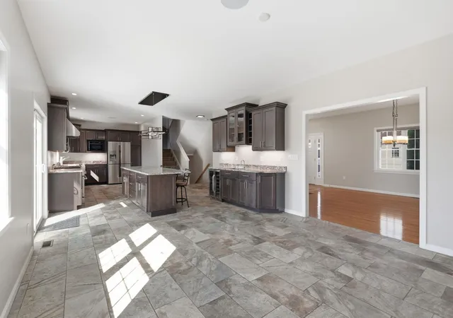 Photo 4 of Single family home for sale at 9 Marshall Cir, Peabody, MA 01960 | MLS# 73574505 | Listing updated on 2026-09-13