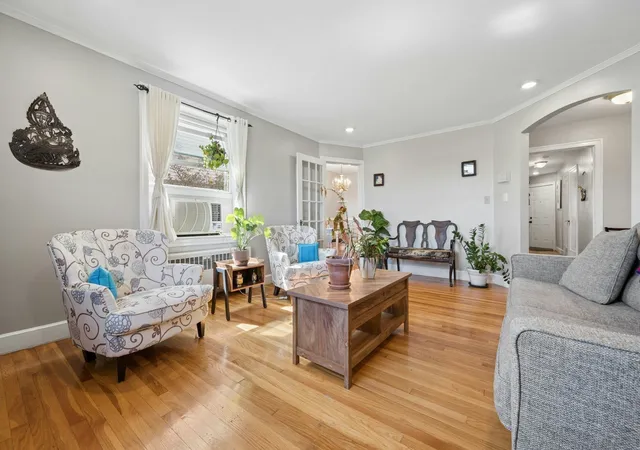 Condo for sale at 31 Chestnut St #1, Worcester, MA 01609 | MLS# 73584338