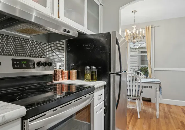 Listing Photo 4 - Condo for sale in building located at 31 Chestnut St, Gloucester, MA 01609 - Unit #1