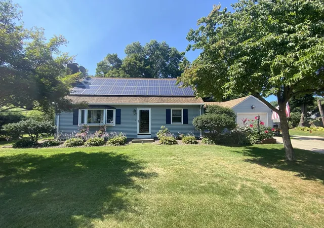 Photo 1 of Single family home for sale at 46 Country Rd, Agawam, MA 01001 | MLS# 73582133 | Listing updated on 2026-10-20