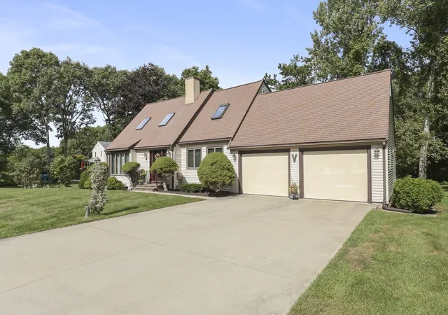 Photo 1 of Sale Pending at 60 Lakewood Dr, Plymouth, MA 02360 | MLS# 73577937 | Listing updated on 2026-10-31