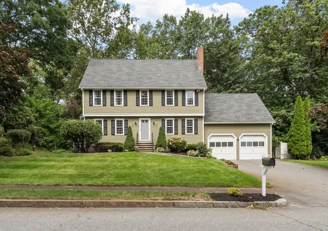 Single family home for sale at 4 Apple Tree Ln, Wilmington, MA 01887 | MLS# 73570633