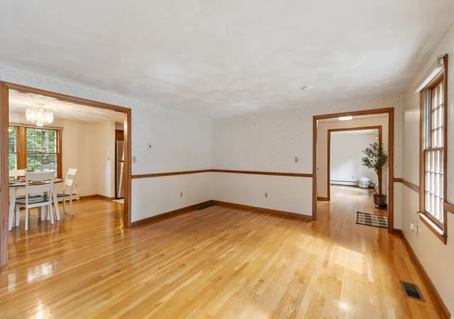 Photo 2 of Single family home for sale at 4 Apple Tree Ln, Wilmington, MA 01887 | MLS# 73570633 | Listing updated on 2026-09-15
