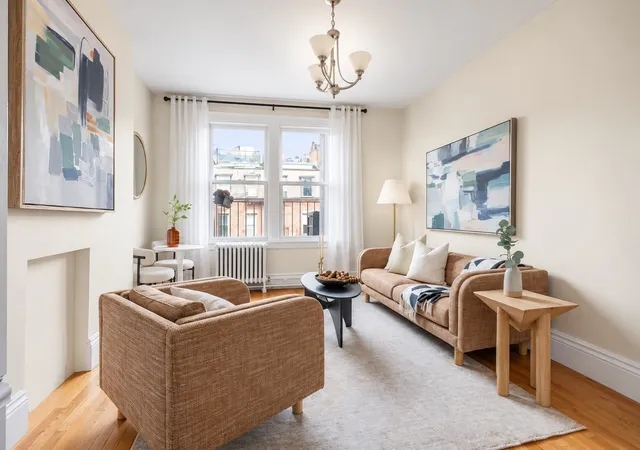 Photo 2 of Condo for sale at 119 Marlborough St #10, Boston, MA 02116 | MLS# 73574627 | Listing updated on 2026-09-13