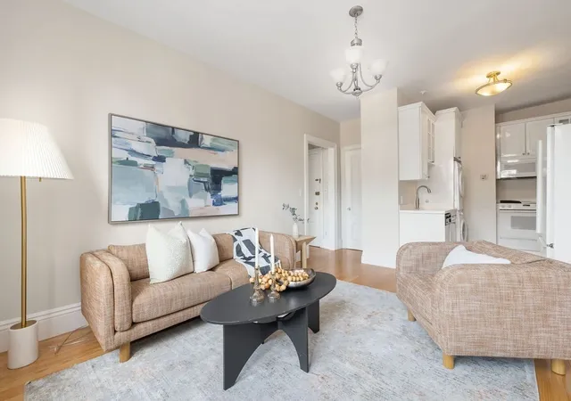 Photo 3 of Condo for sale at 119 Marlborough St #10, Boston, MA 02116 | MLS# 73574627 | Listing updated on 2026-09-13