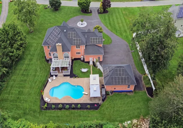 Photo 4 of Single family home for sale at 55 Squire Shaler Ln, Lancaster, MA 01523 | MLS# 73574702 | Listing updated on 2026-09-16